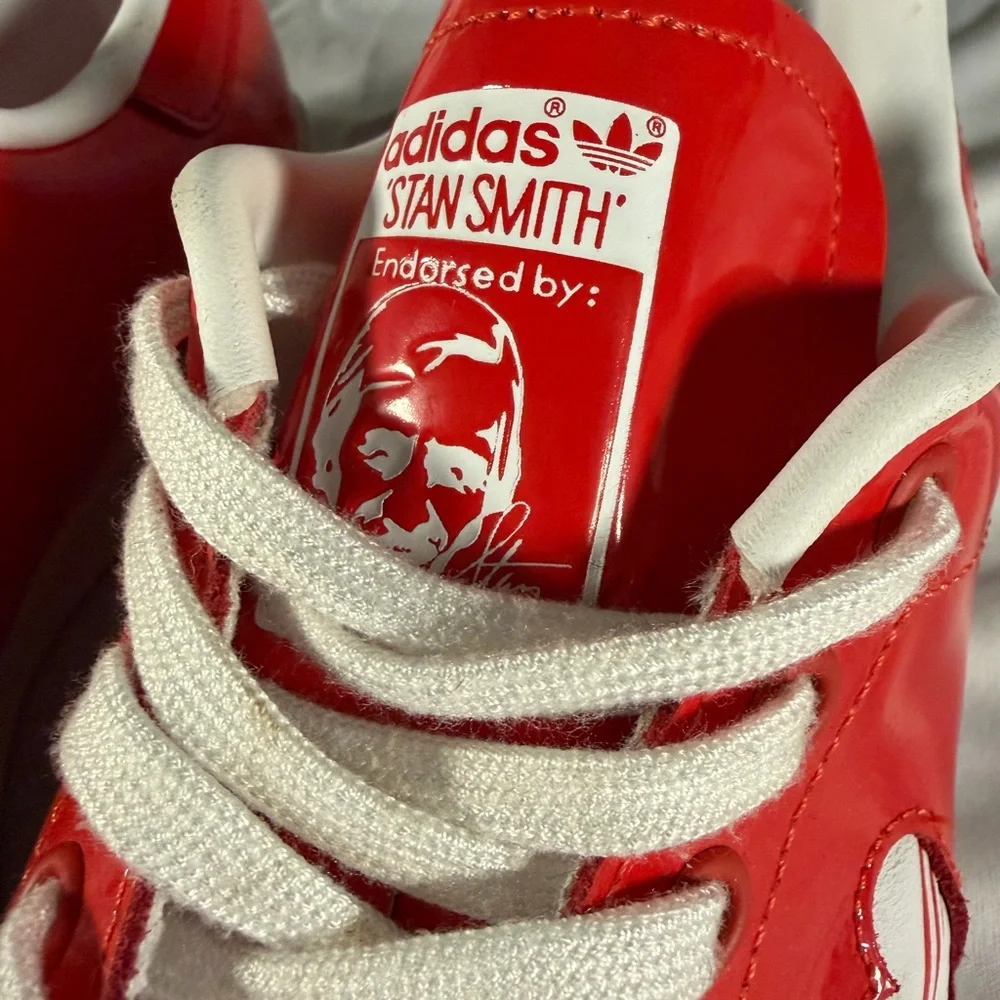 Adidas Stan Smith Valentines Day Red Patent Leather Shoes Size 10 - Picture 6 of 8